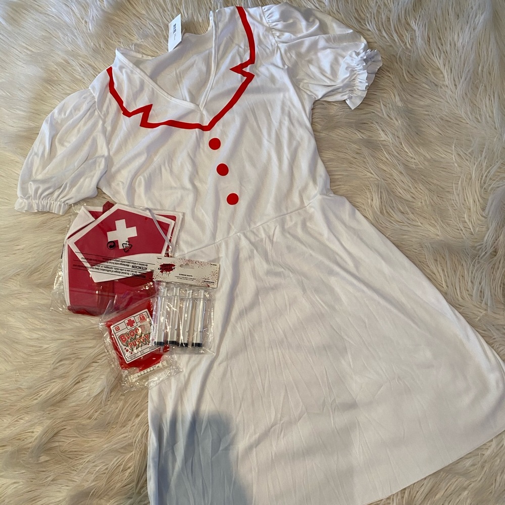 Women’s nurse costume (A4)